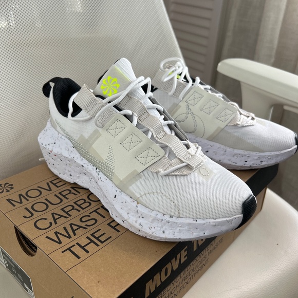 Nike crater impact - Picture 1 of 7